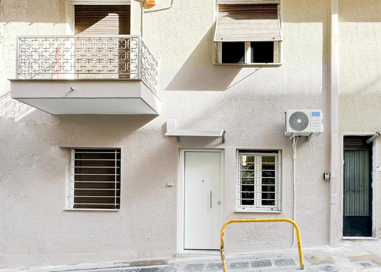 Valtetsiou Central 50Sqm Apt In Athens Lägenhet Exteriör bild